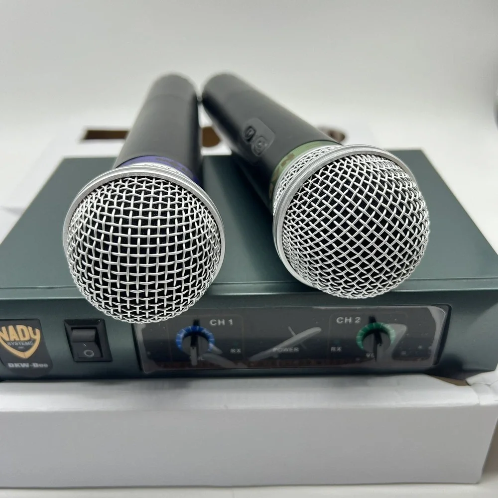 Nady Dkwduo Dual Wireless System W/ 2 Handheld Microphones‎ & Transmitter